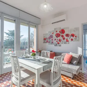 Flat A Due Passi Dalla Spiaggia! Appartamento